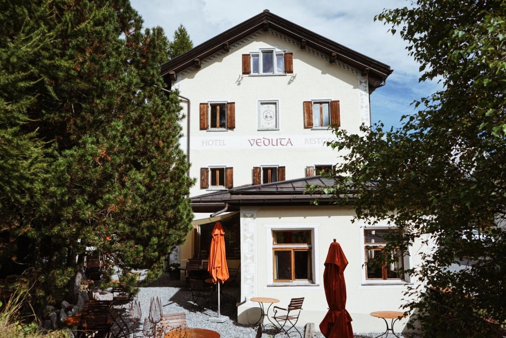 Hotel Veduta Cinuos-Chel Zewnętrze zdjęcie