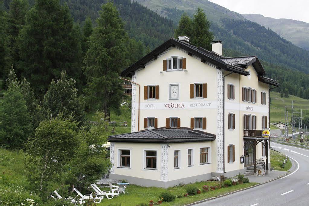 Hotel Veduta Cinuos-Chel Zewnętrze zdjęcie